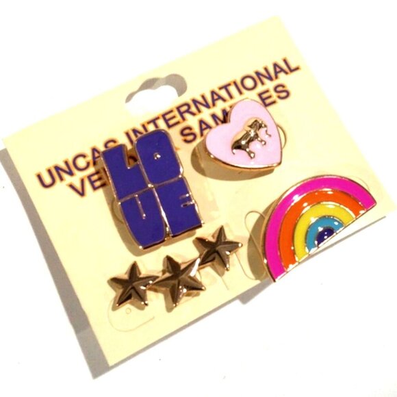 Colorful 4-Piece Enamel Pin Set – LOVE, Heart, Stars & Rainbow, Women's Fashion - Picture 1 of 9